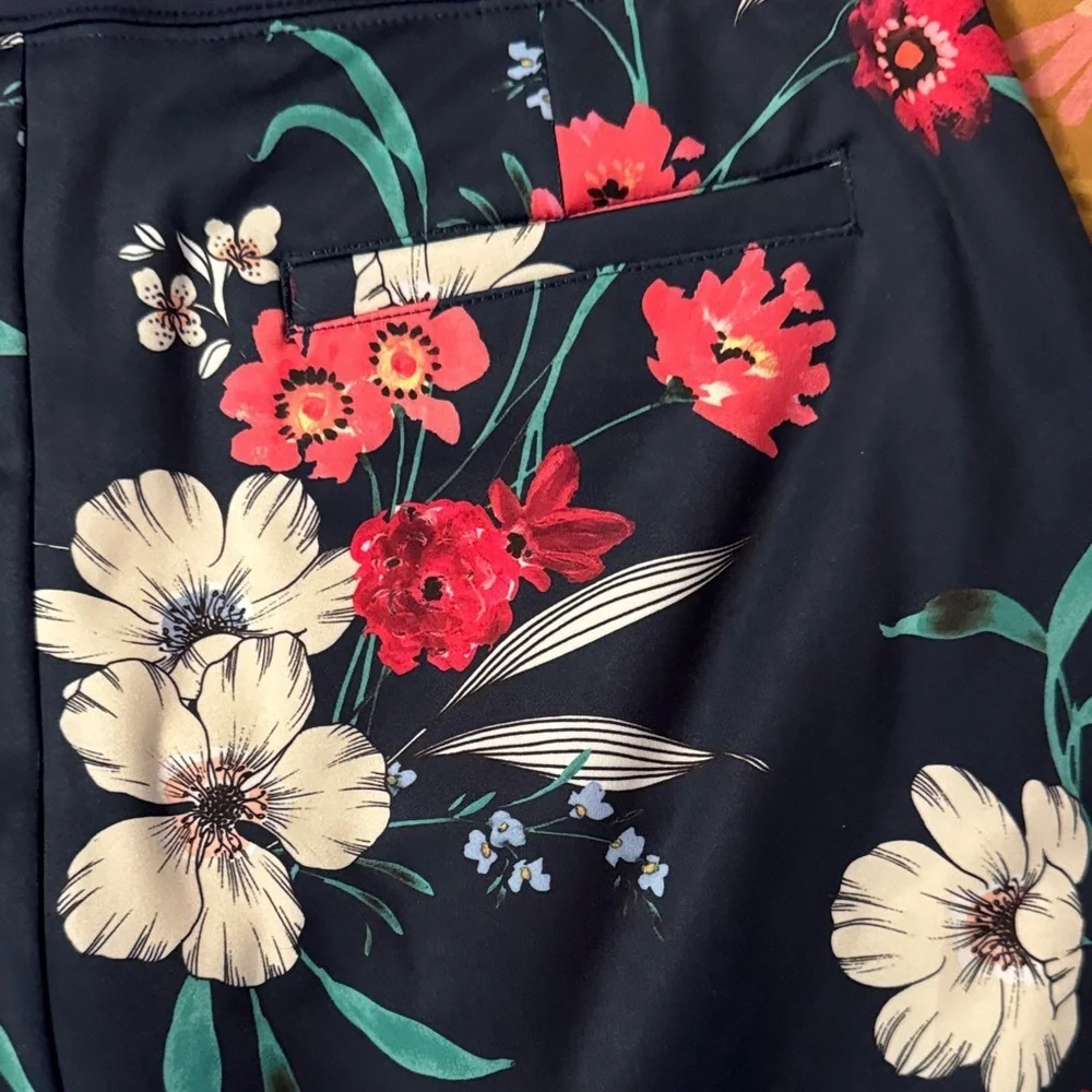 Lady Hagen Navy Floral Golf Skort with White Stripe Accent - Picture 6 of 6